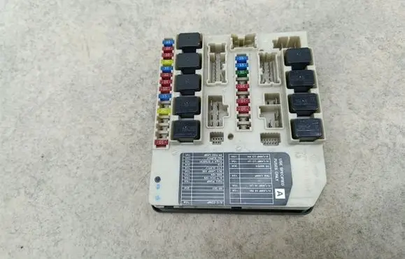 Nissan Tiida C11 Central body control module PPT30M10