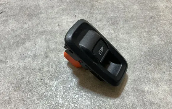Ford Transit Electric window control switch D2BT14529AA 10090473
