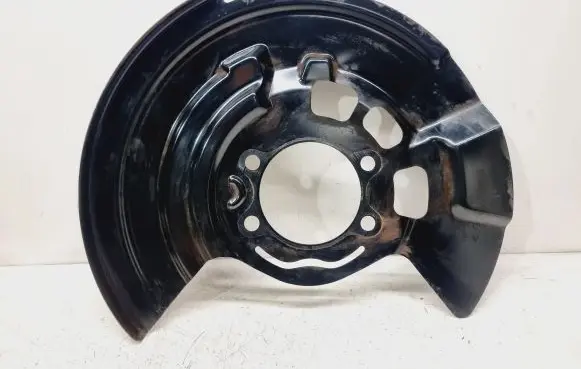 Nissan Qashqai J12 Front brake disc dust cover plate 411616UA2A