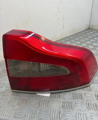 Volvo S80 Rear/tail lights 162516
