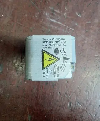 Ford C-MAX I Headlight ballast module Xenon 5DD00831950