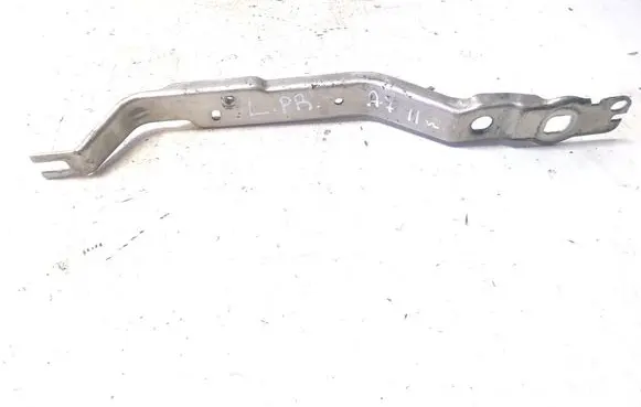 Audi A7 S7 4G Fender mounting bracket 4G8807591