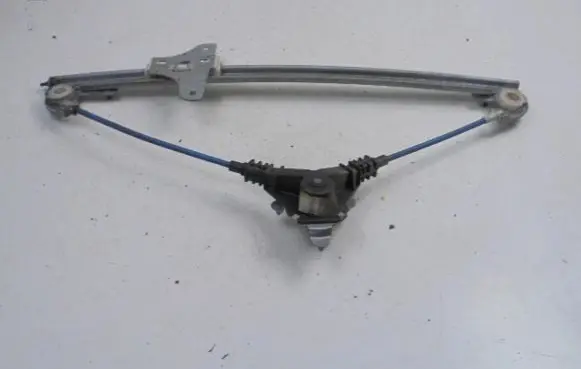 Opel Agila A Front door manual window regulator 09206363