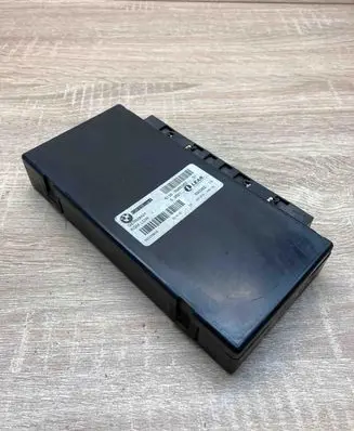 BMW 5 E60 E61 Gateway control module 6985363