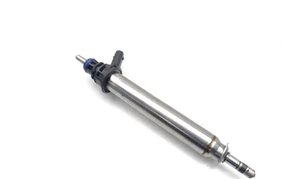 Mercedes-Benz A W176 Fuel injector A2560700187 0261500397