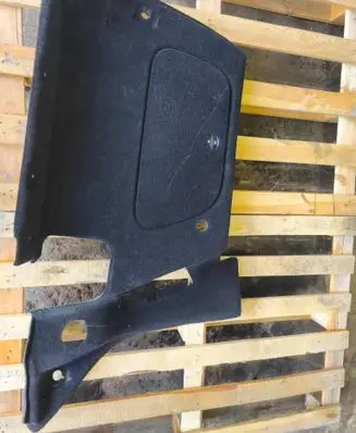 Trunk/boot lower side trim panel