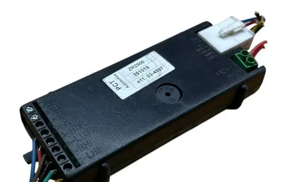 Audi A4 S4 B7 8E 8H Tow bar trailer control unit/module ZR2500