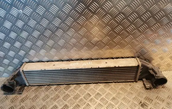 Mercedes-Benz CLK A209 C209 Intercooler radiator 2035000600 A2035000600