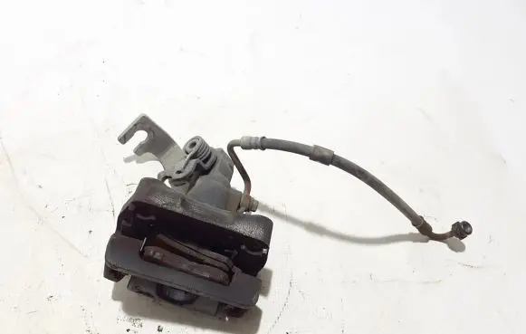 Mazda CX-3 Rear brake caliper D1Y12698Z