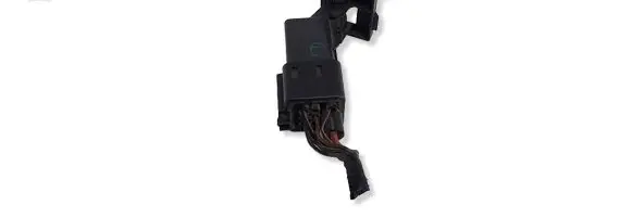Volkswagen Touran I Glow plug pre-heat relay 03G907282A 0522120505 5012534