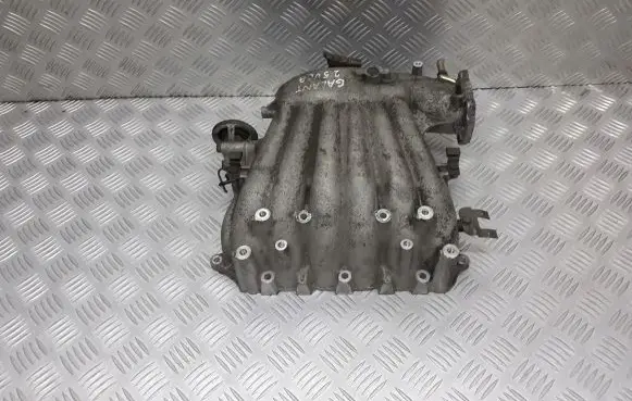 Mitsubishi Galant Intake manifold