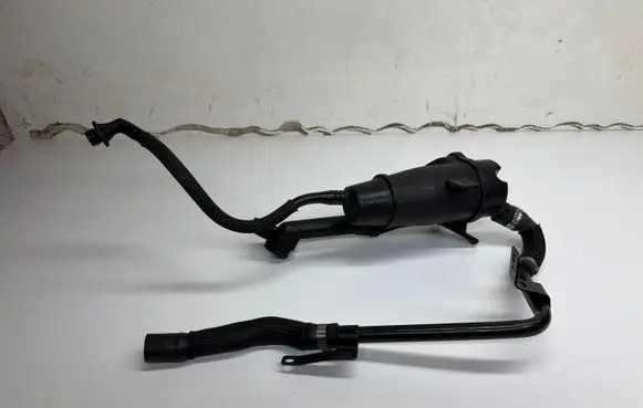 Opel Insignia A Oil breather separator 55575980