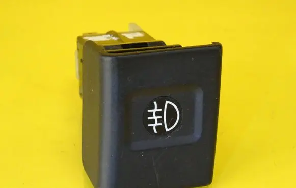 Fog light switch