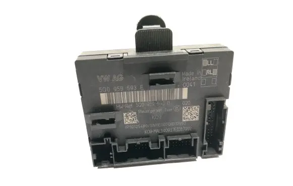 Audi Q2 - Door control unit/module 5Q0959593E