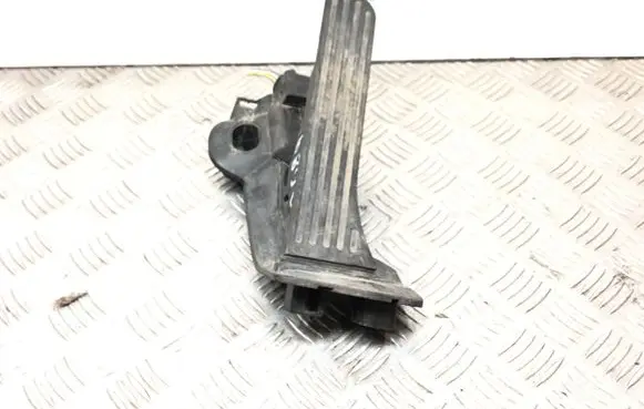 Audi A3 S3 8P Accelerator throttle pedal 6PV00874500 1K2721503M 74390500