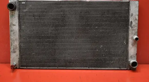 BMW 5 E60 E61 Coolant radiator