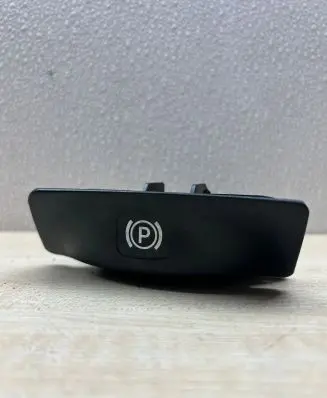 Mercedes-Benz E W211 Hand brake release handle 2114200077