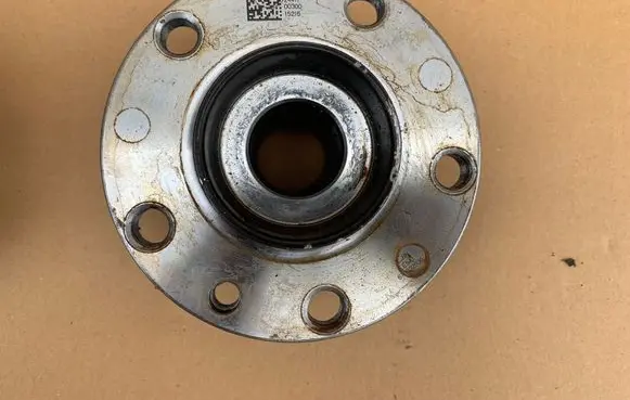 Maserati Levante Rear wheel bearing hub 6700320300