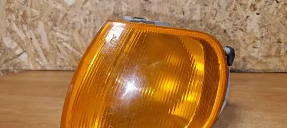 Volkswagen Polo III 6N 6N2 6NF Front indicator light 183588b