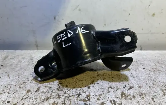 KIA Ceed Engine mount bracket 21830A5200