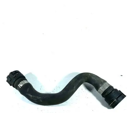 Coolant pipe/hose