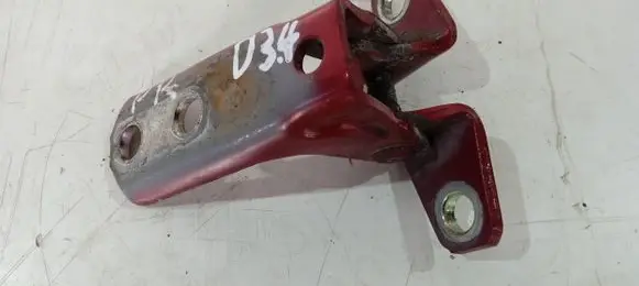 Mitsubishi Outlander Front door lower hinge 