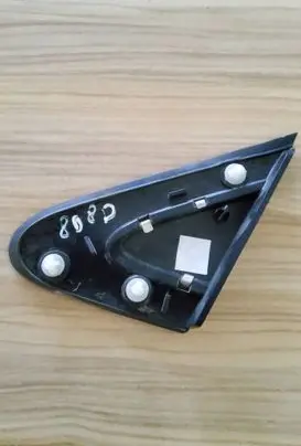 Chrysler 200 Fender end trim 