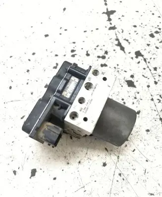 BMW 6 E63 E64 ABS Pump 6767696