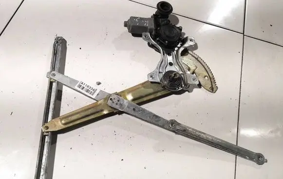 Toyota Avensis Verso Sliding door window regulator with motor 