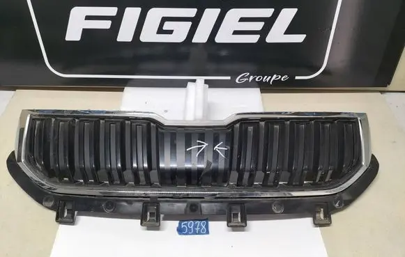 Skoda Karoq Front bumper upper radiator grill 57A853653