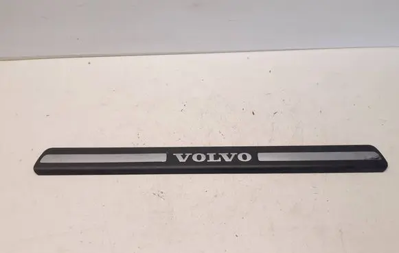 Volvo XC70 Sill/side skirt trim 8659960