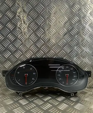 Audi A6 C7 Speedometer (instrument cluster) 4G8920982R