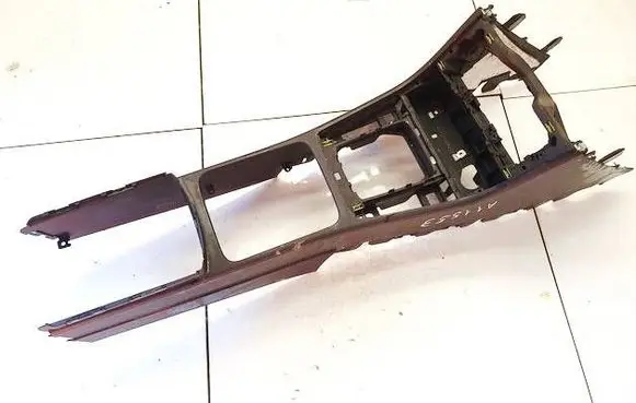 Volkswagen PASSAT B7 Center console 3AB863243