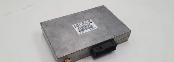 Audi A4 S4 B7 8E 8H Bluetooth control unit module 8P0862335C