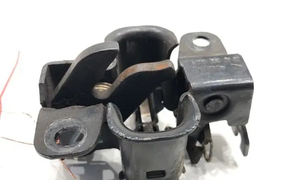 Mercedes-Benz GL X164 Engine bonnet/hood lock/catch 