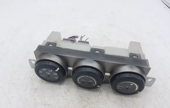 Nissan X-Trail T30 Climate control unit 27500EQ310 A0200018A02002