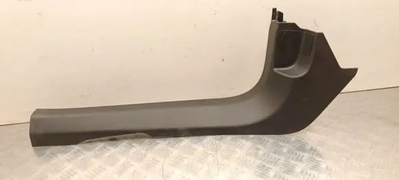 Polestar 2 Front sill trim cover 31651932
