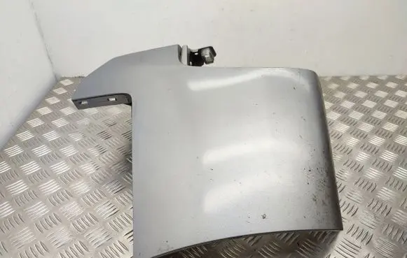 Rear bumper corner part panel trim