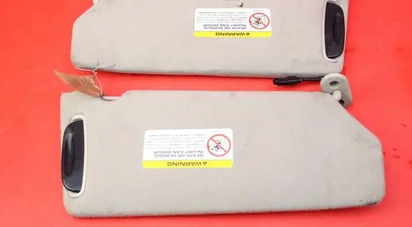 Chrysler Pacifica Sun visor