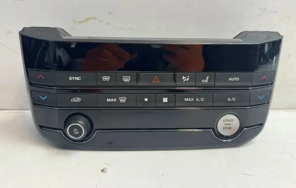 Jaguar F-Pace Climate control unit GX6318C858HE