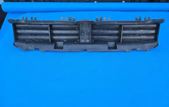 BMW 3 G20 G21 Radiator trim 5A22C65 Wzmocnienie