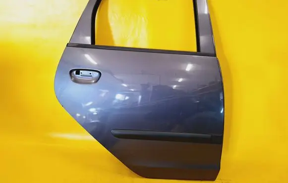 Rear door