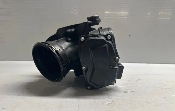 Volvo XC60 Electric throttle body valve 32290142