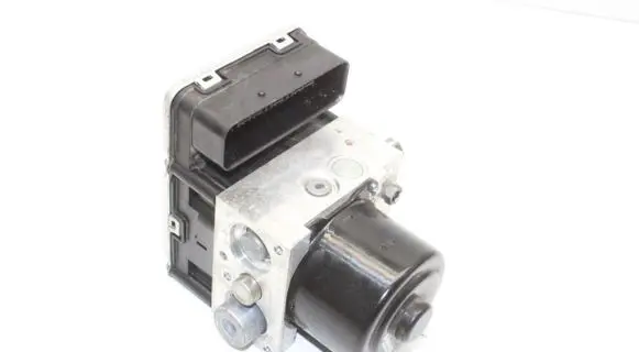 Volkswagen Touareg II ABS Pump 7P0614517K 7P0907379K