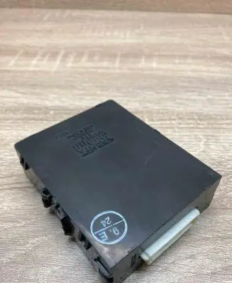 Lexus LS 430 Gateway control module 8911150030 2324005060