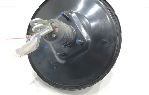 Hyundai ix35 Brake booster 58500-2Y250