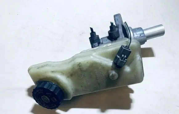 Renault Megane II Master brake cylinder 0204051266 024y21951
