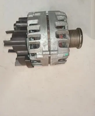 Renault Megane IV Generator/alternator 231008040R