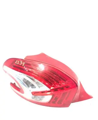 Peugeot 208 Rear/tail lights 9672628280