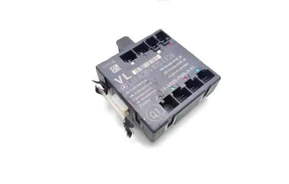 Mercedes-Benz C W203 Door control unit/module A2048704326 A2044422332 A2048208126